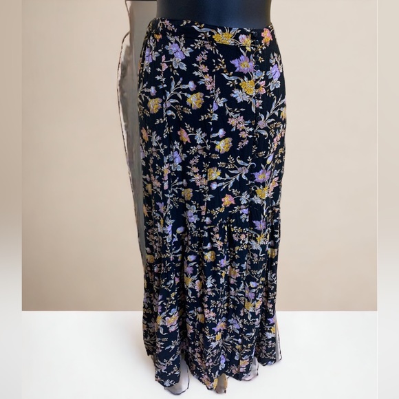Ghanda Dresses & Skirts - Ghanda floral maxi With buttons down the side,elastic waisted at the back s XS